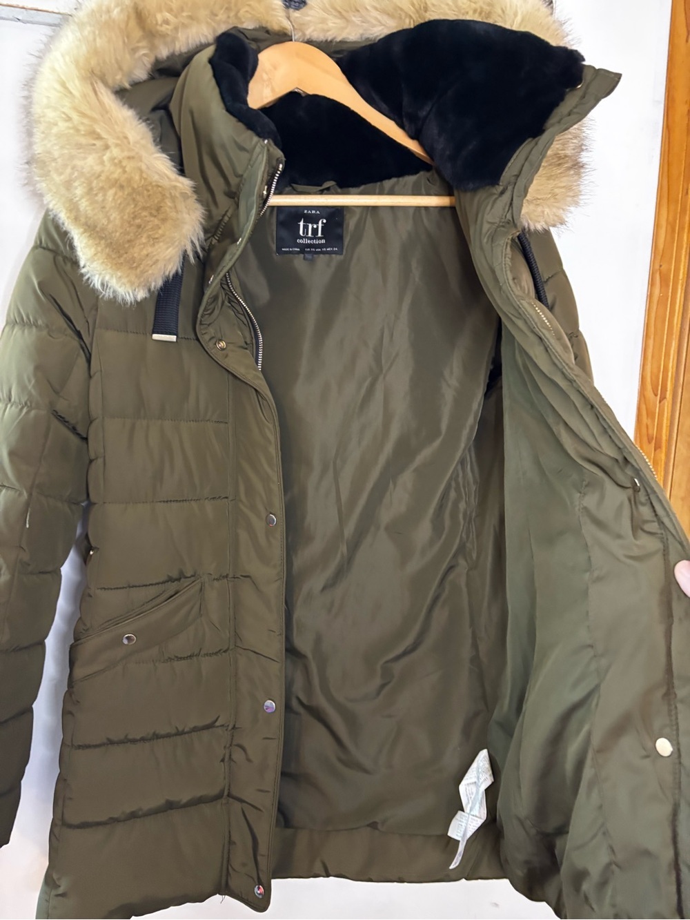 Zara Olive Green Quilted Puffer Coat with Faux Fur Trim